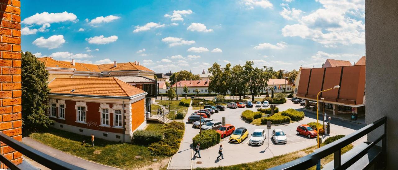Appartement Ah Radnica Free Parking à Košice Extérieur photo