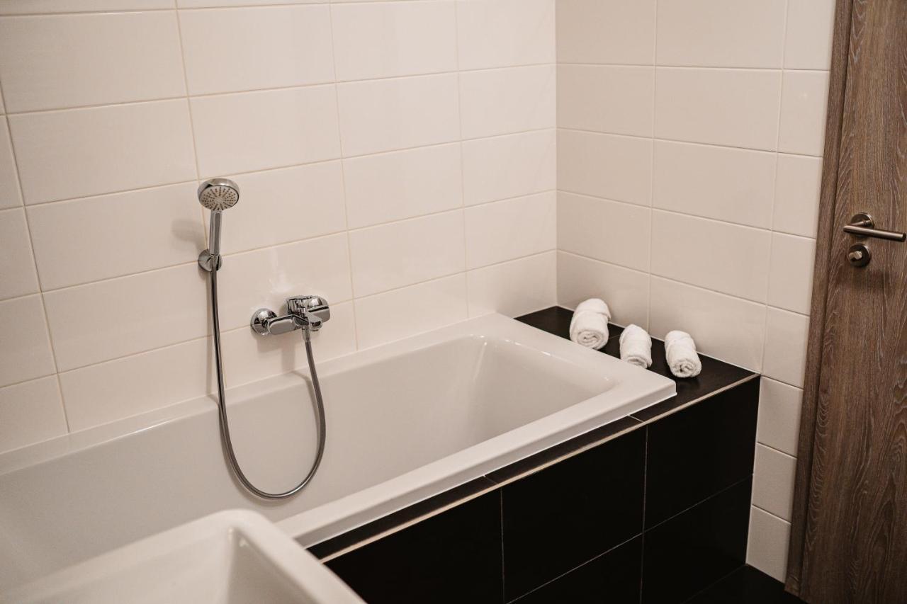 Appartement Ah Radnica Free Parking à Košice Extérieur photo
