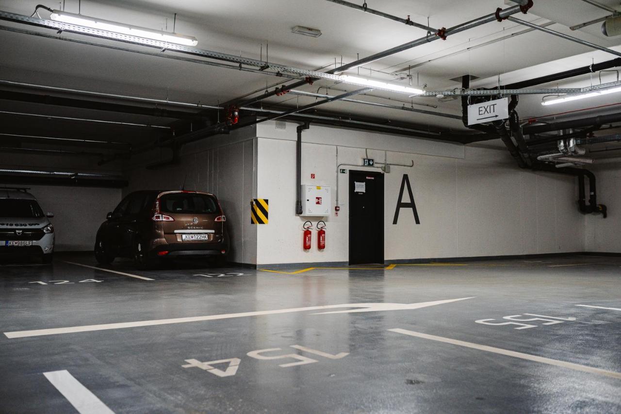 Appartement Ah Radnica Free Parking à Košice Extérieur photo